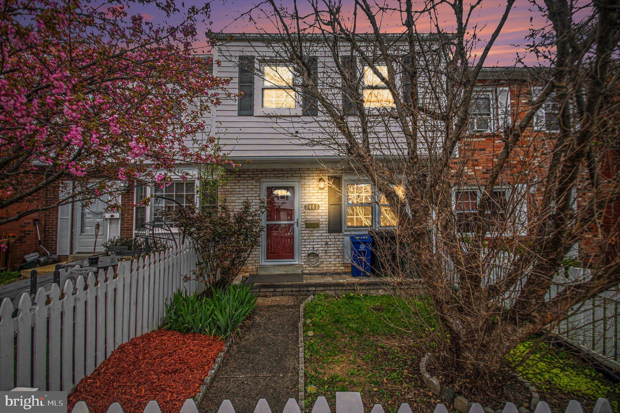 DALE CITY - Residential