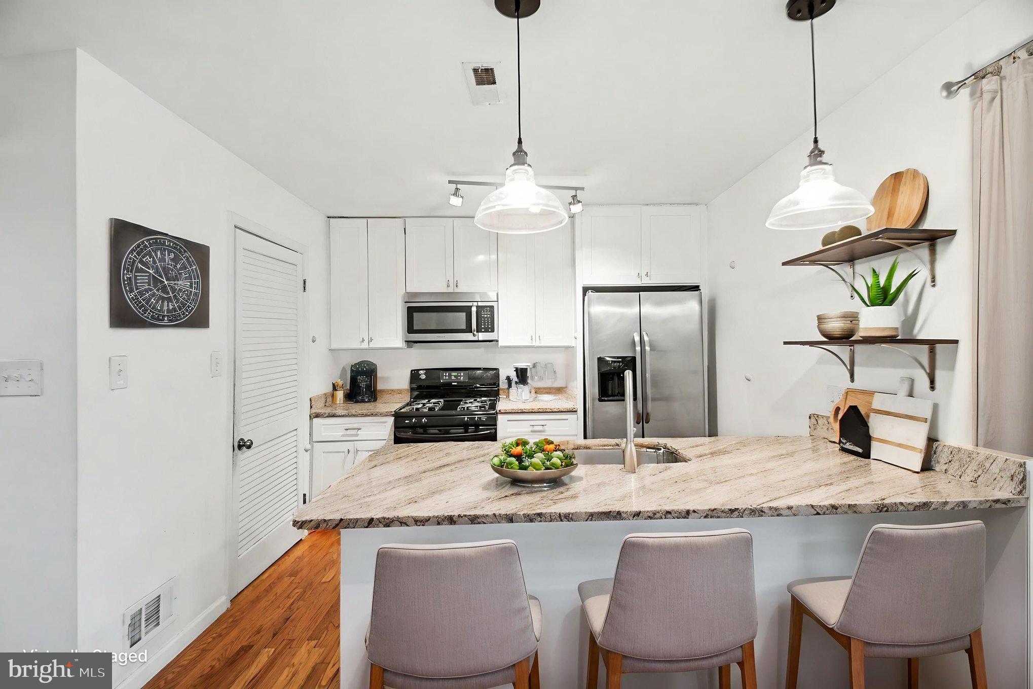 DALE CITY - Residential