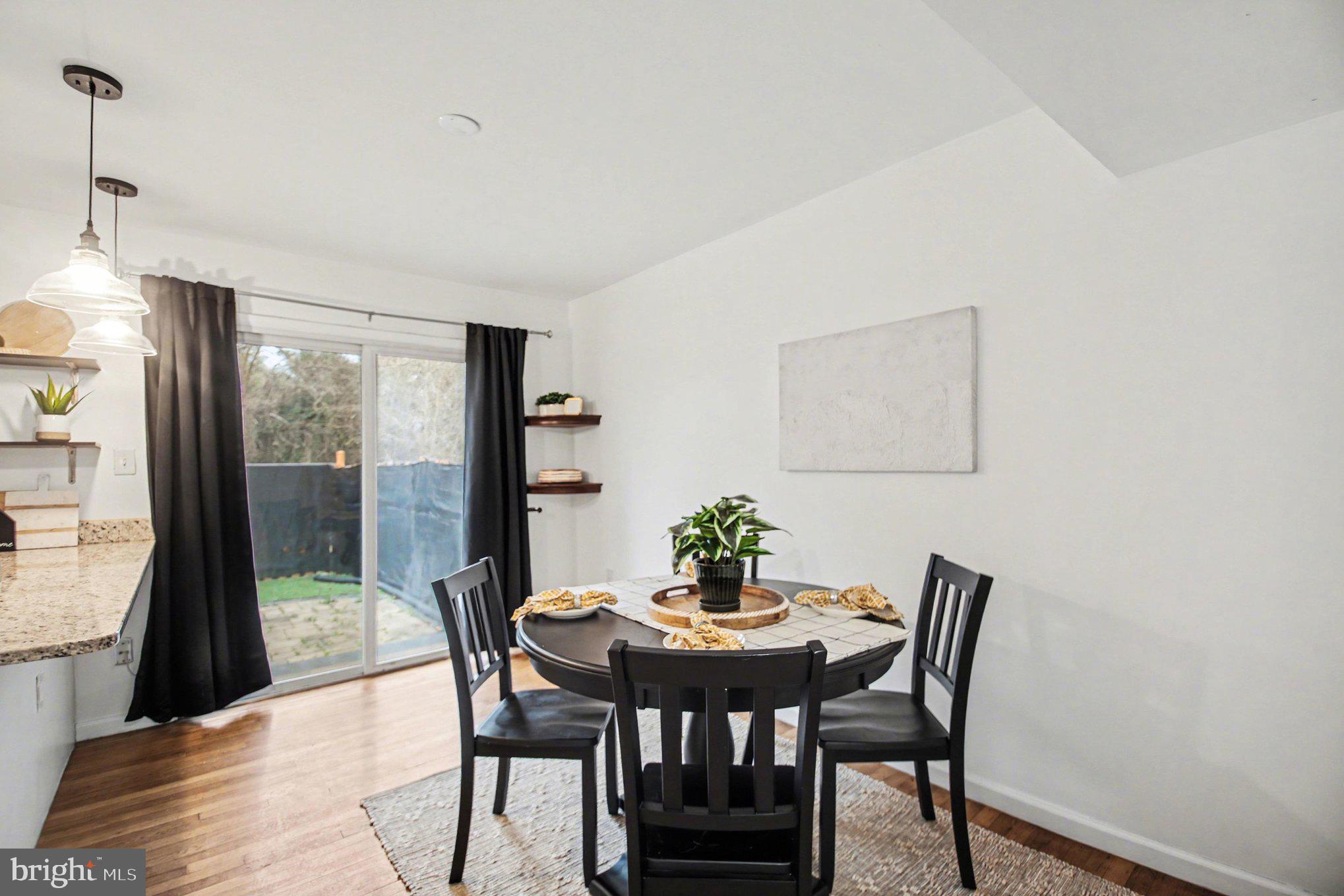 DALE CITY - Residential