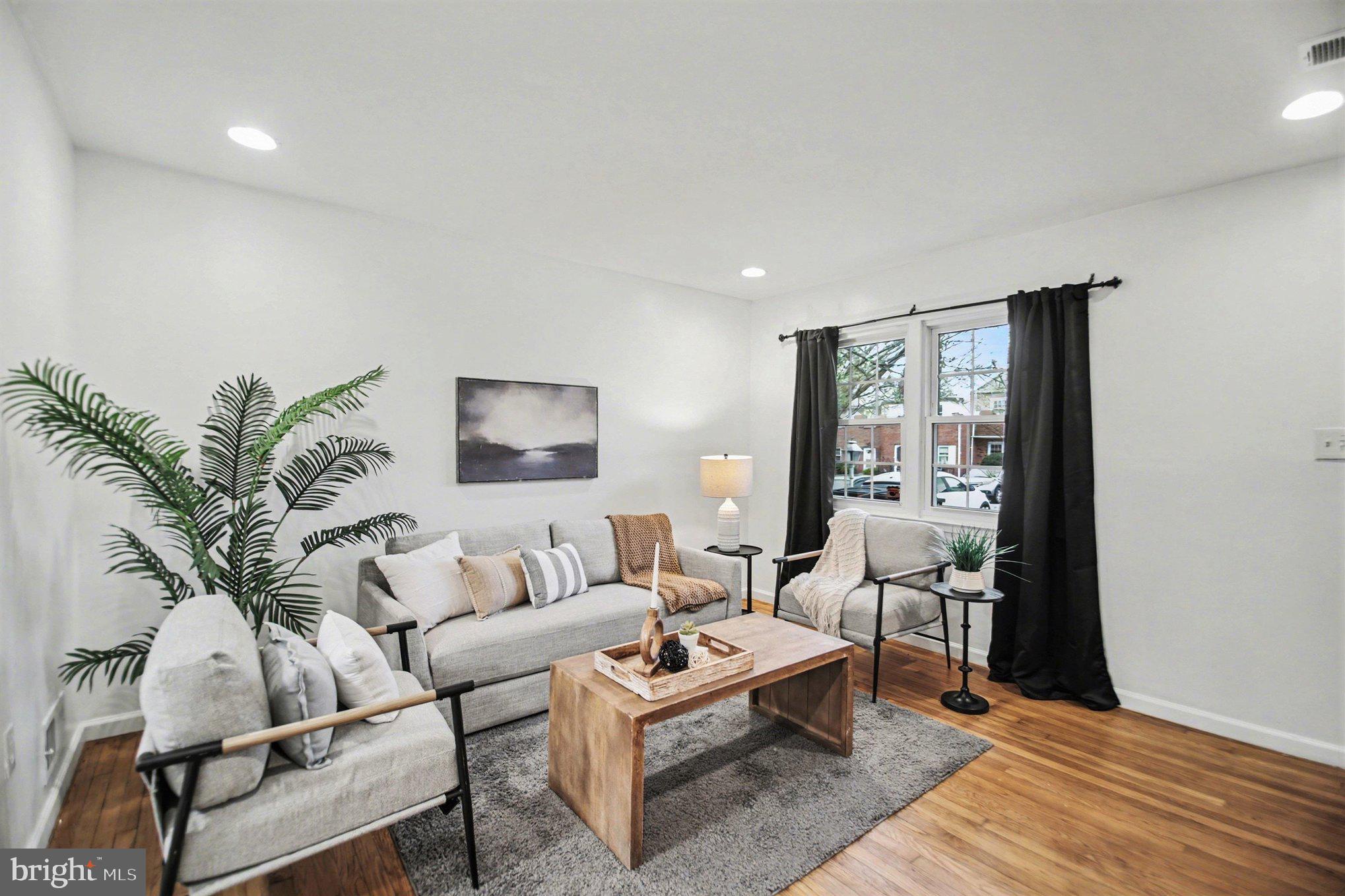 DALE CITY - Residential