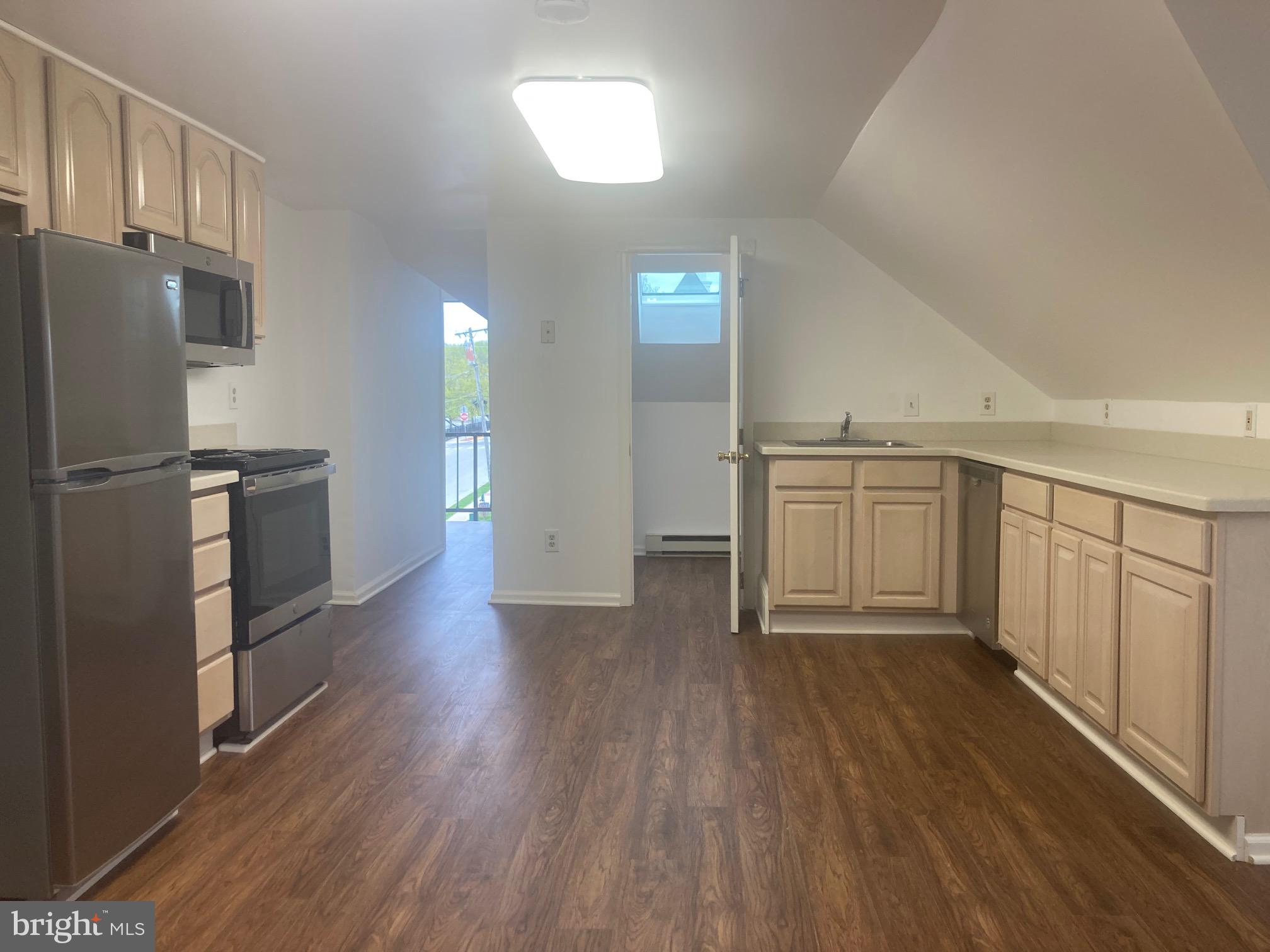 PARKVIEW - Commercial Sale