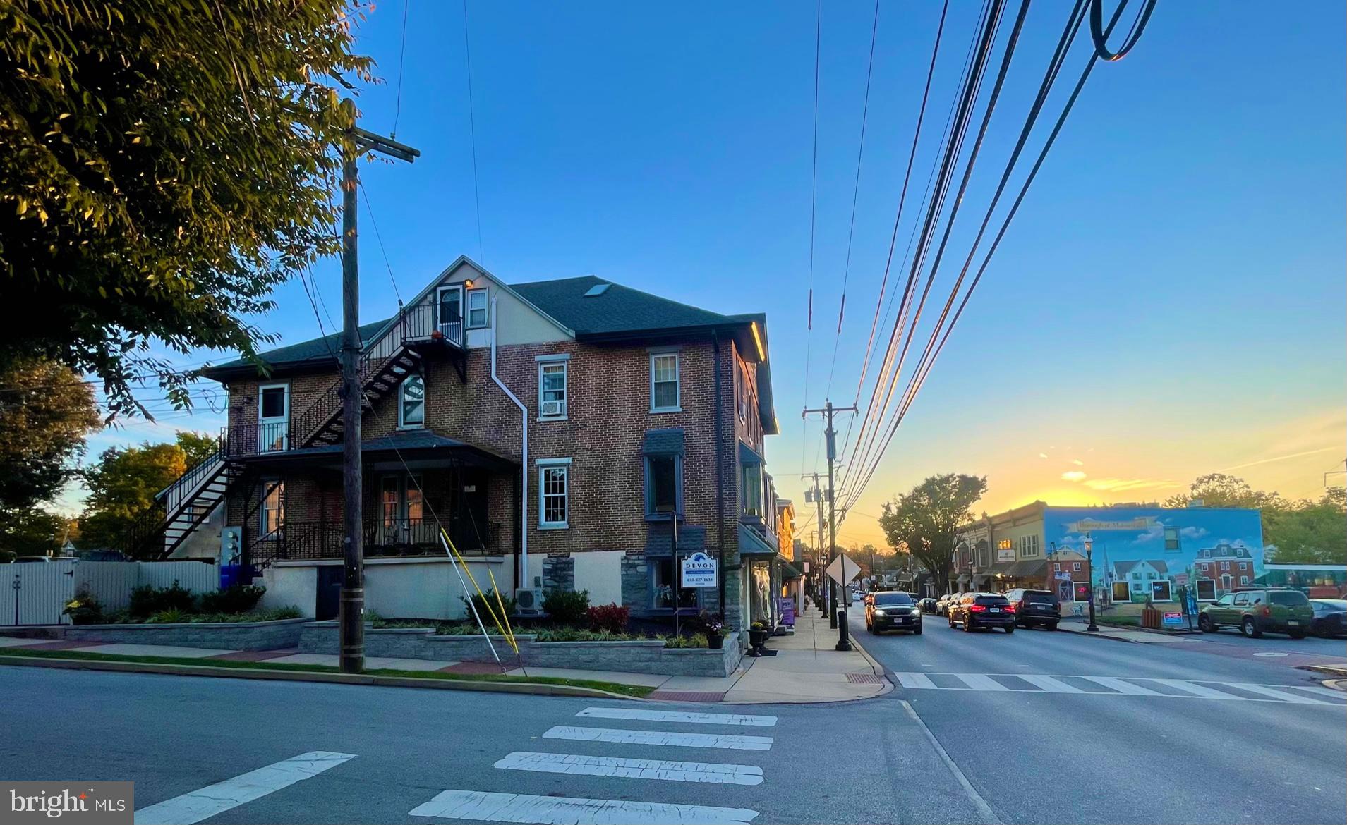 PARKVIEW - Commercial Sale