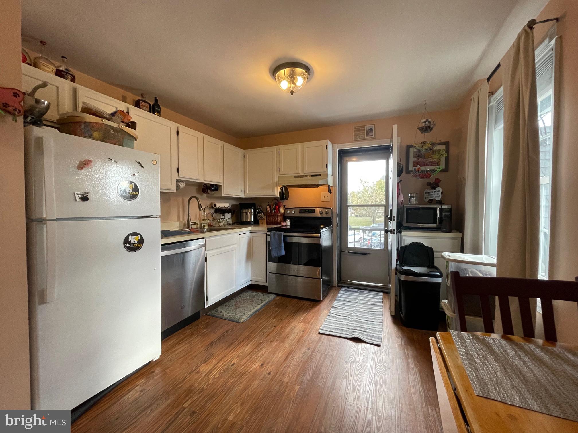 PARKVIEW - Commercial Sale