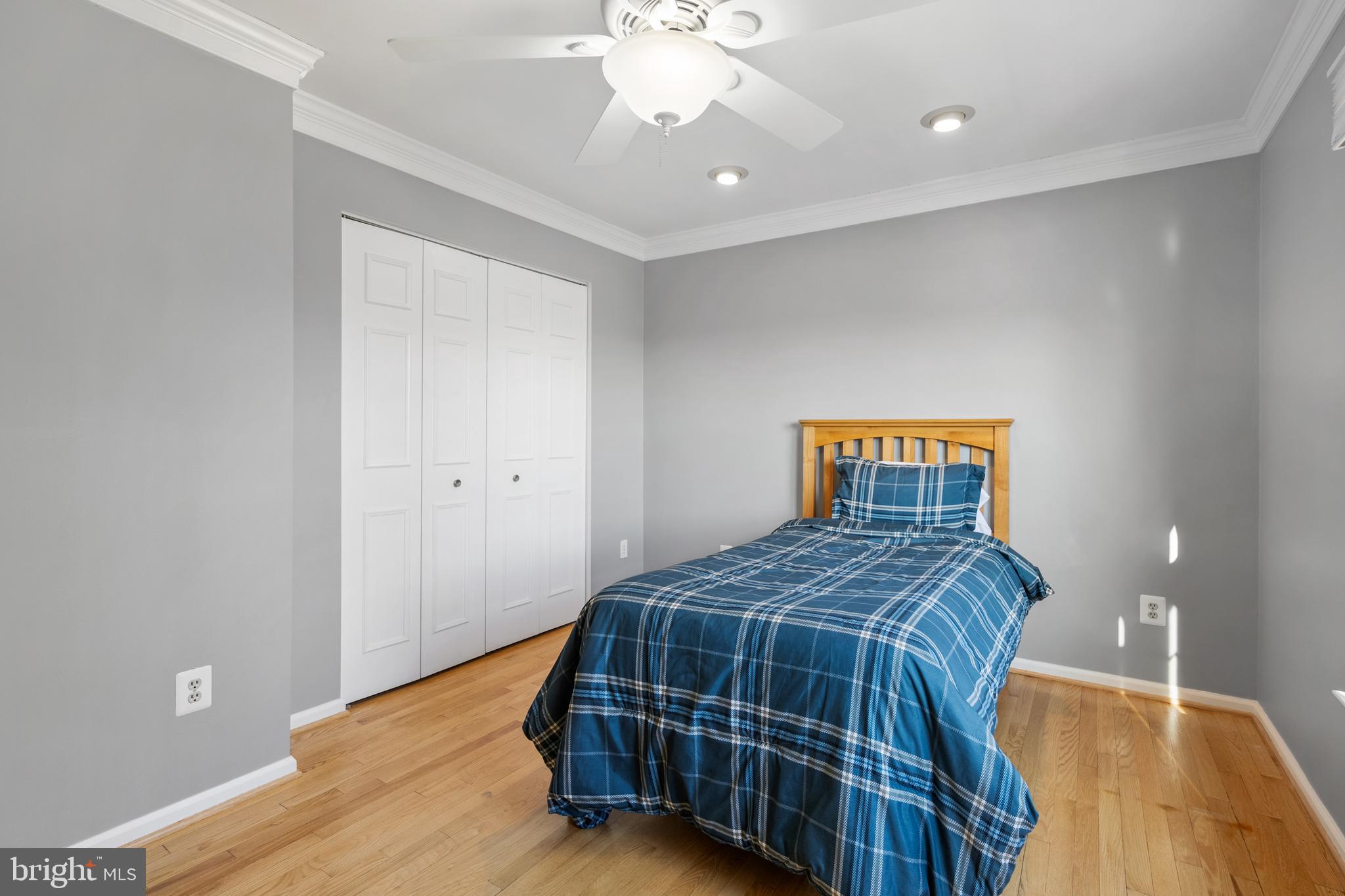 FRANKLIN GLEN - Residential