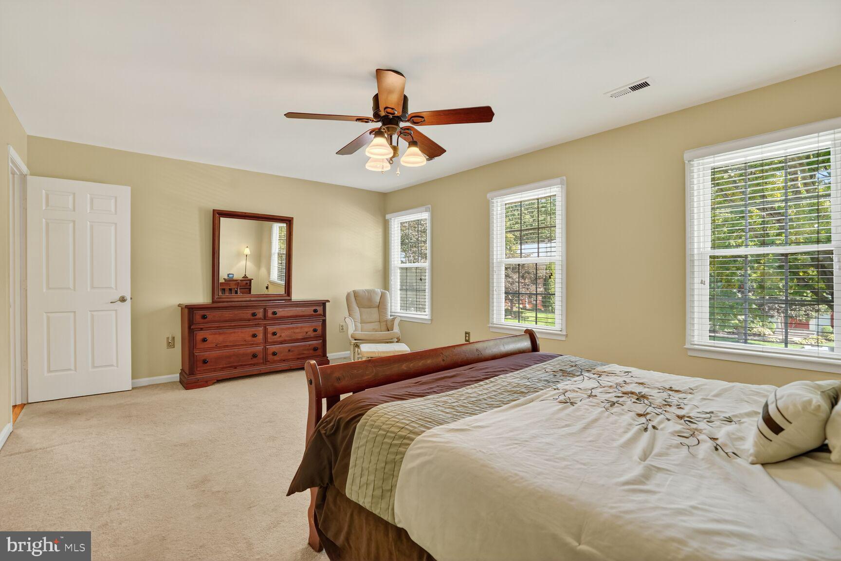 CROSSPOINTE - Residential