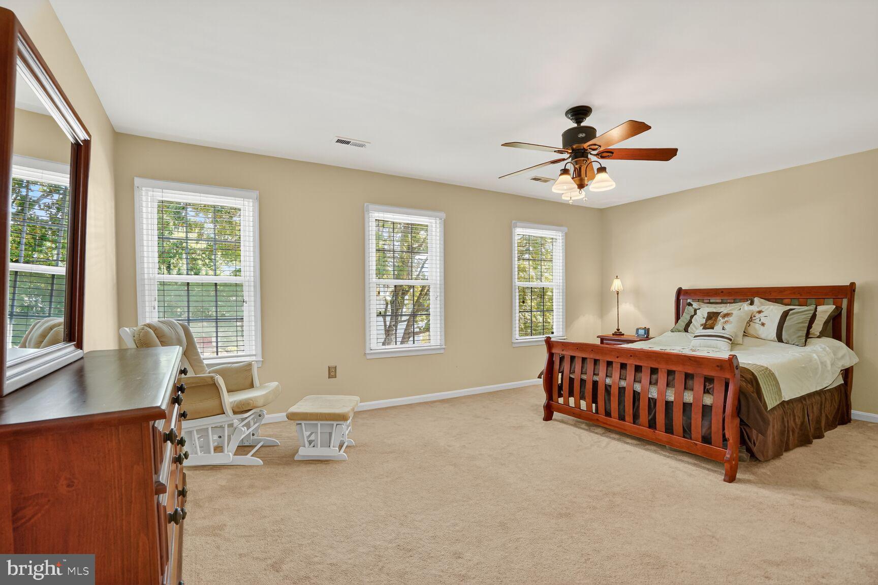 CROSSPOINTE - Residential