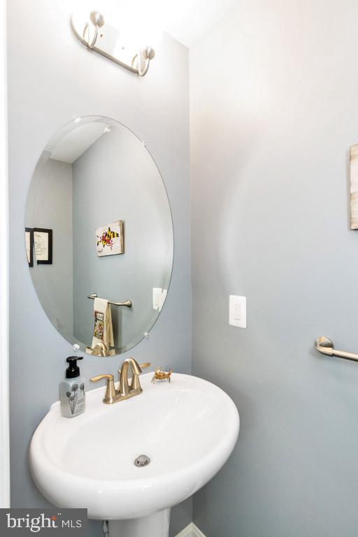 MEADE'S CROSSING - Residential