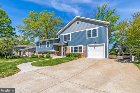 2314 APPLE HILL ROAD ALEXANDRIA VA 22308