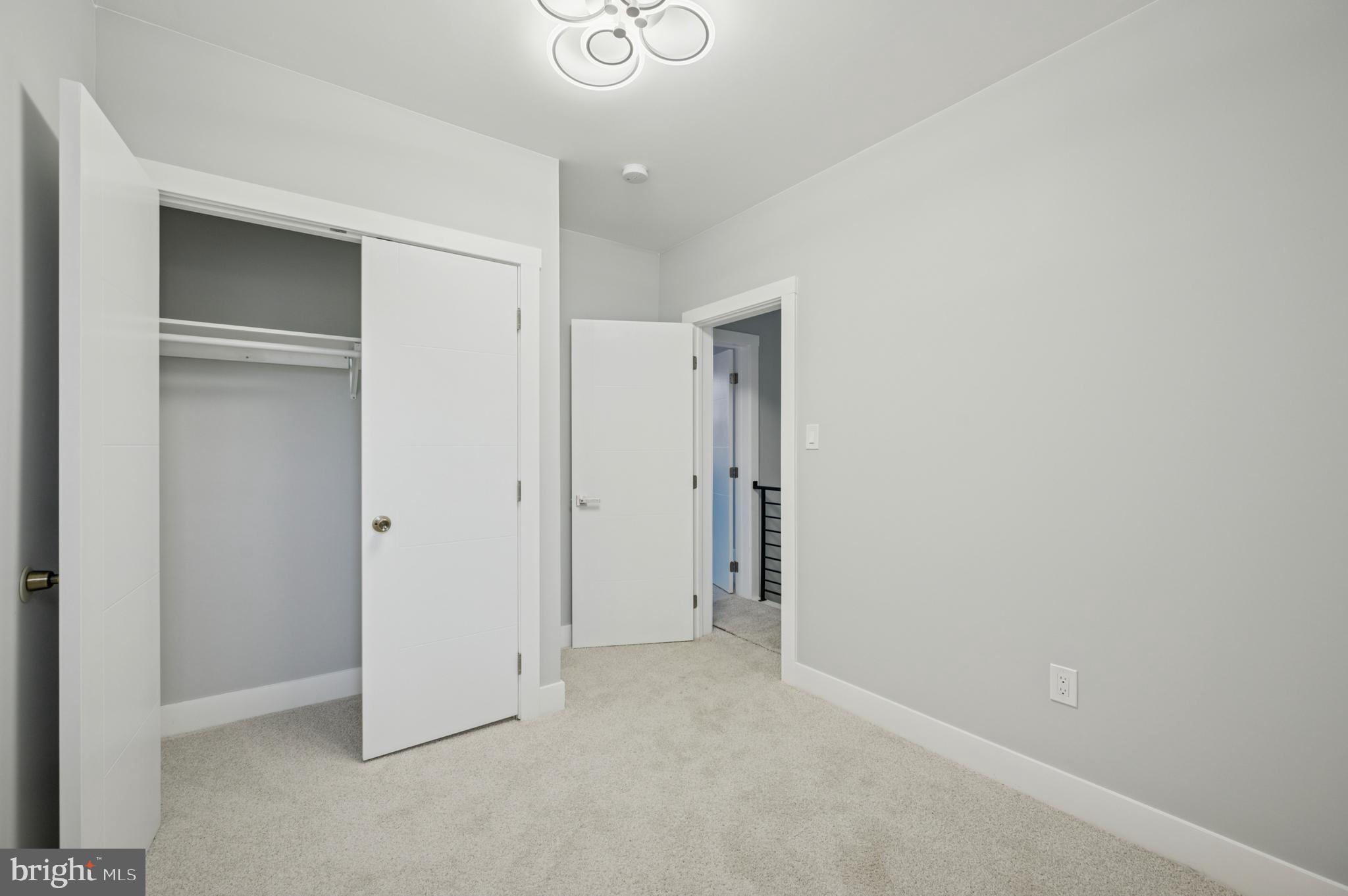 PHILADELPHIA - Residential