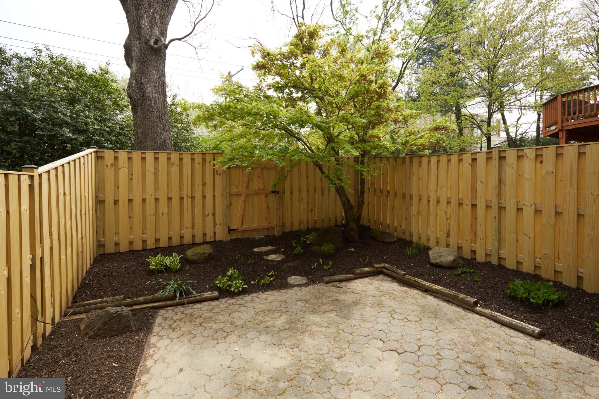 WOODSIDE - Residential Lease