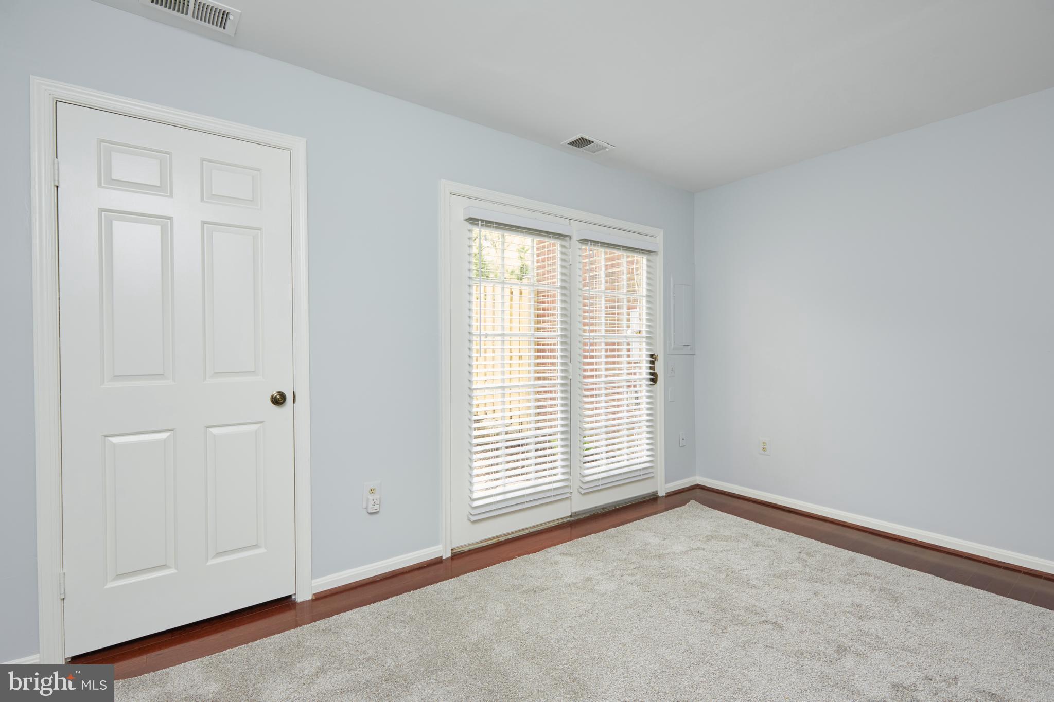 WOODSIDE - Residential Lease