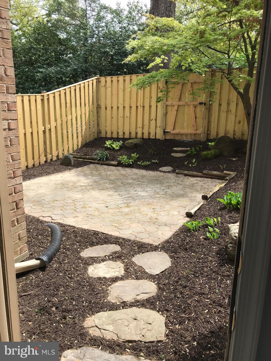 WOODSIDE - Residential Lease