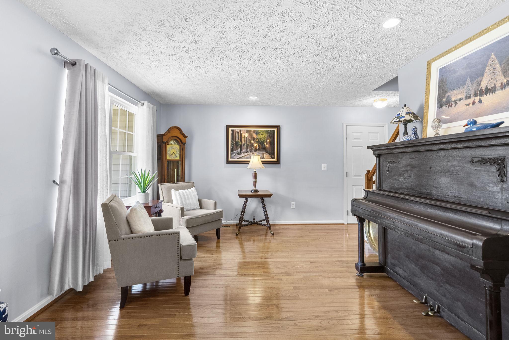 BARCROFT - Residential