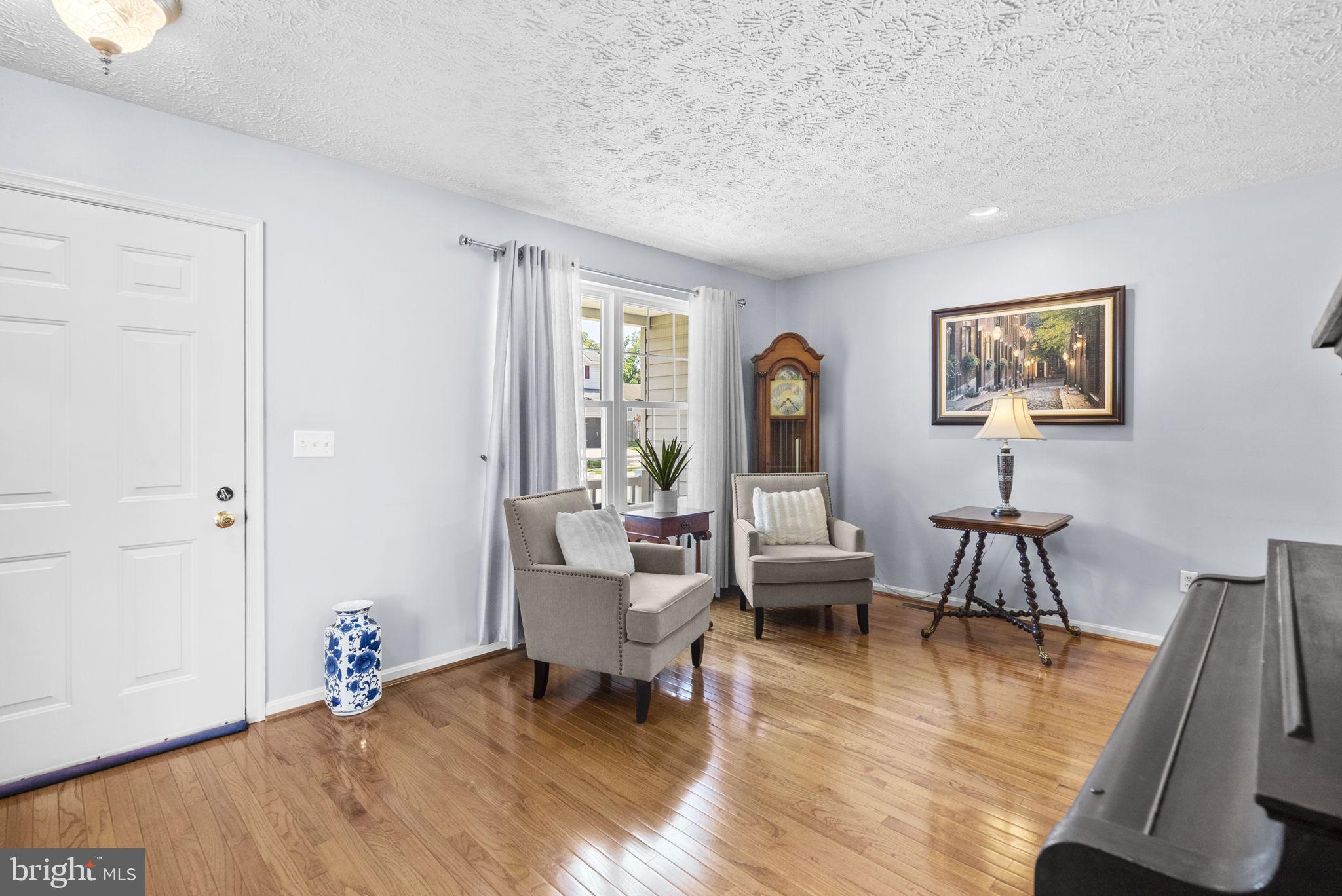BARCROFT - Residential