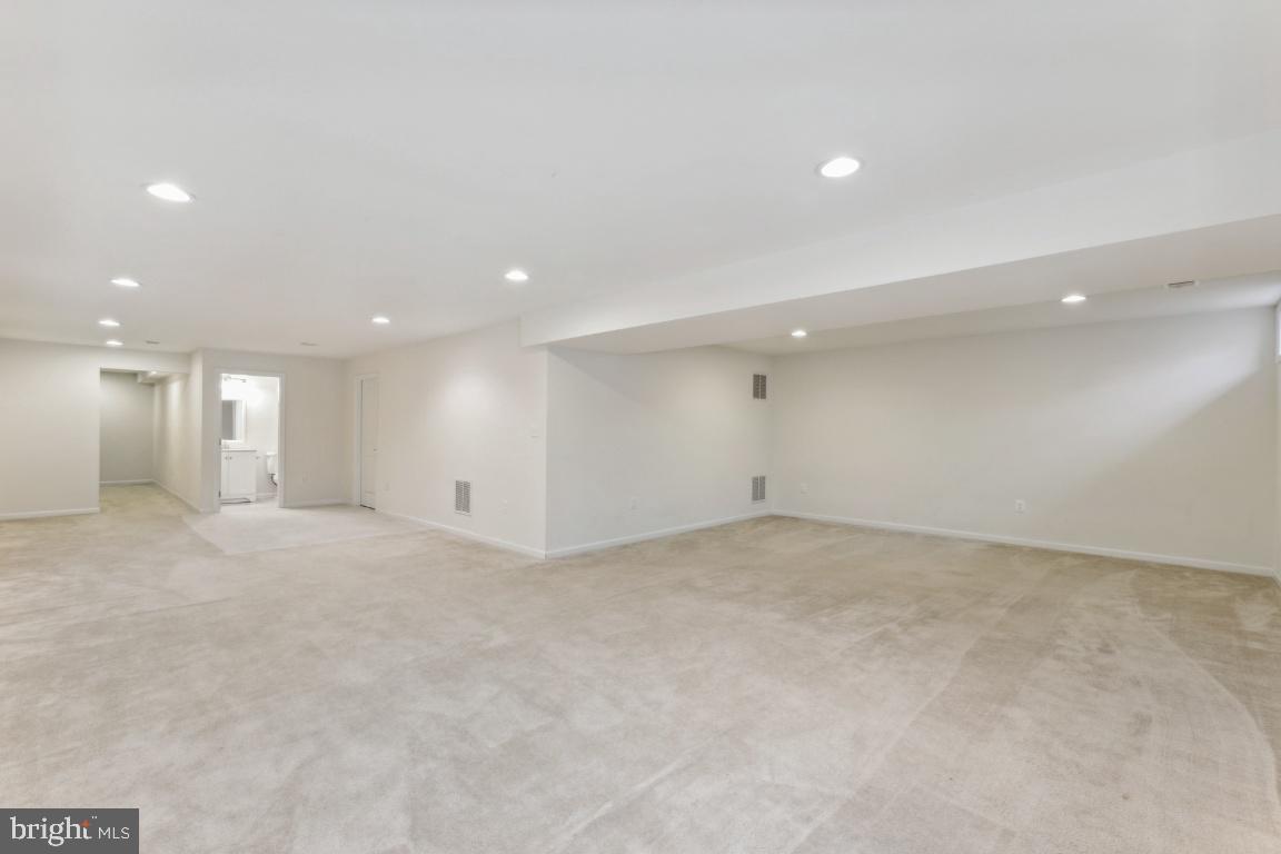 WESTRIDGE - Residential Lease