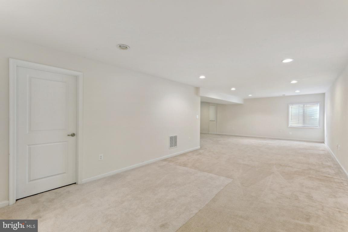 WESTRIDGE - Residential Lease