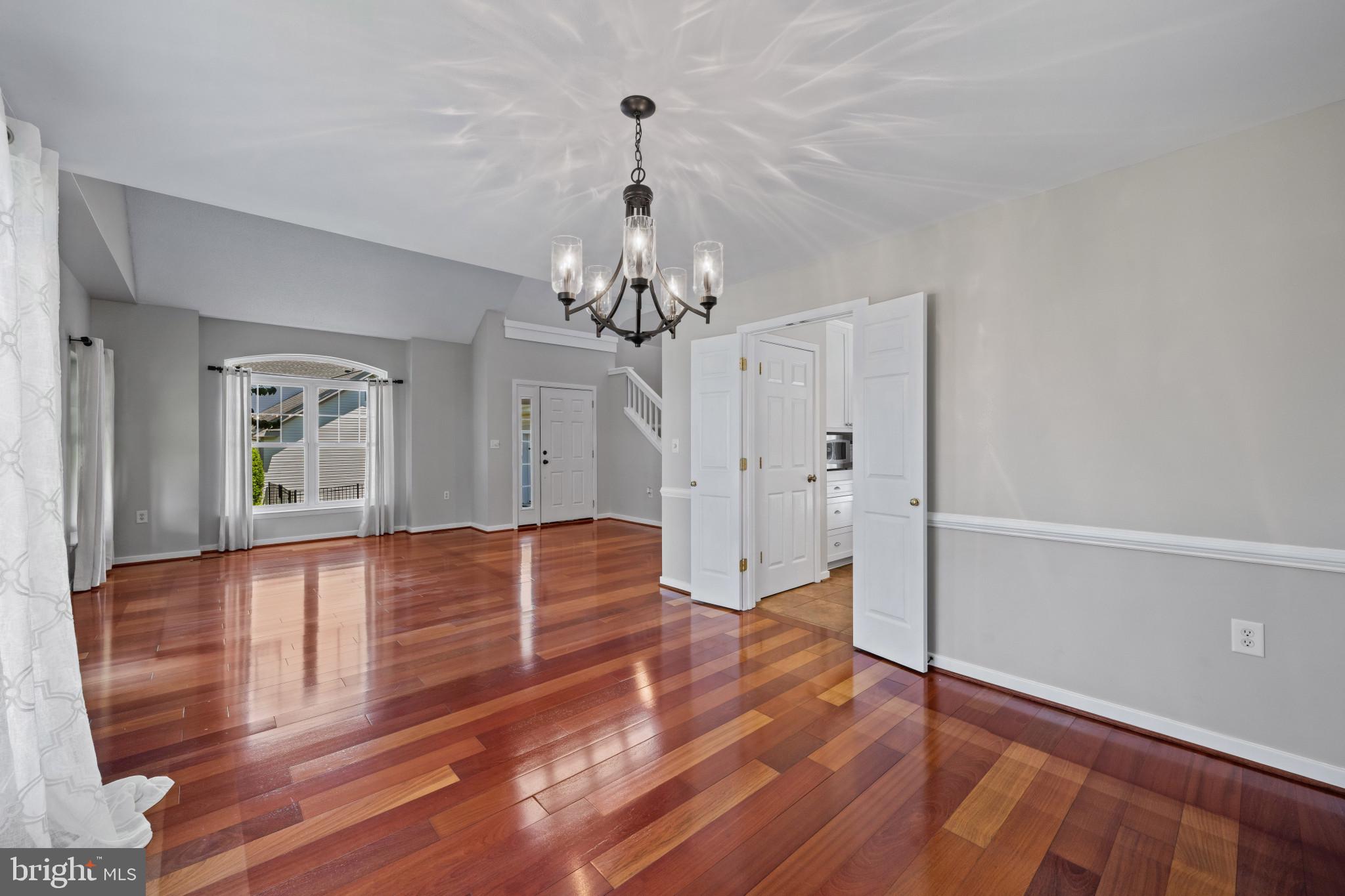 THE MEADOW AT NEW MARKET - Residential