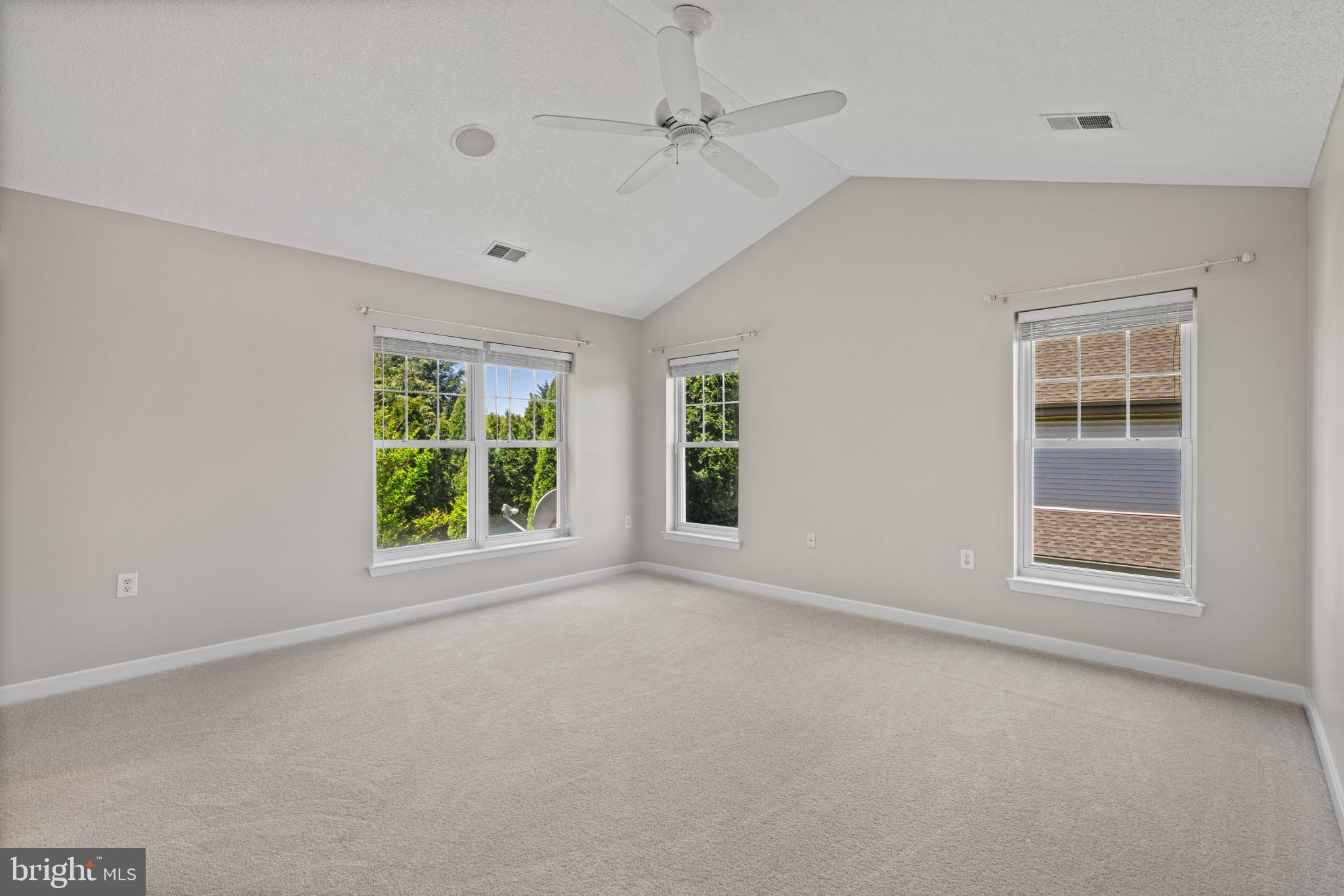 THE MEADOW AT NEW MARKET - Residential