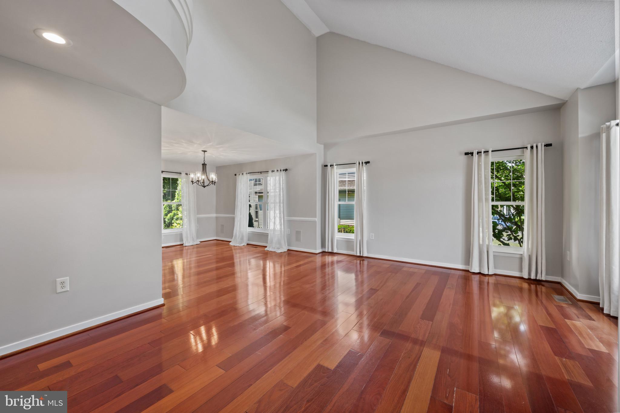 THE MEADOW AT NEW MARKET - Residential