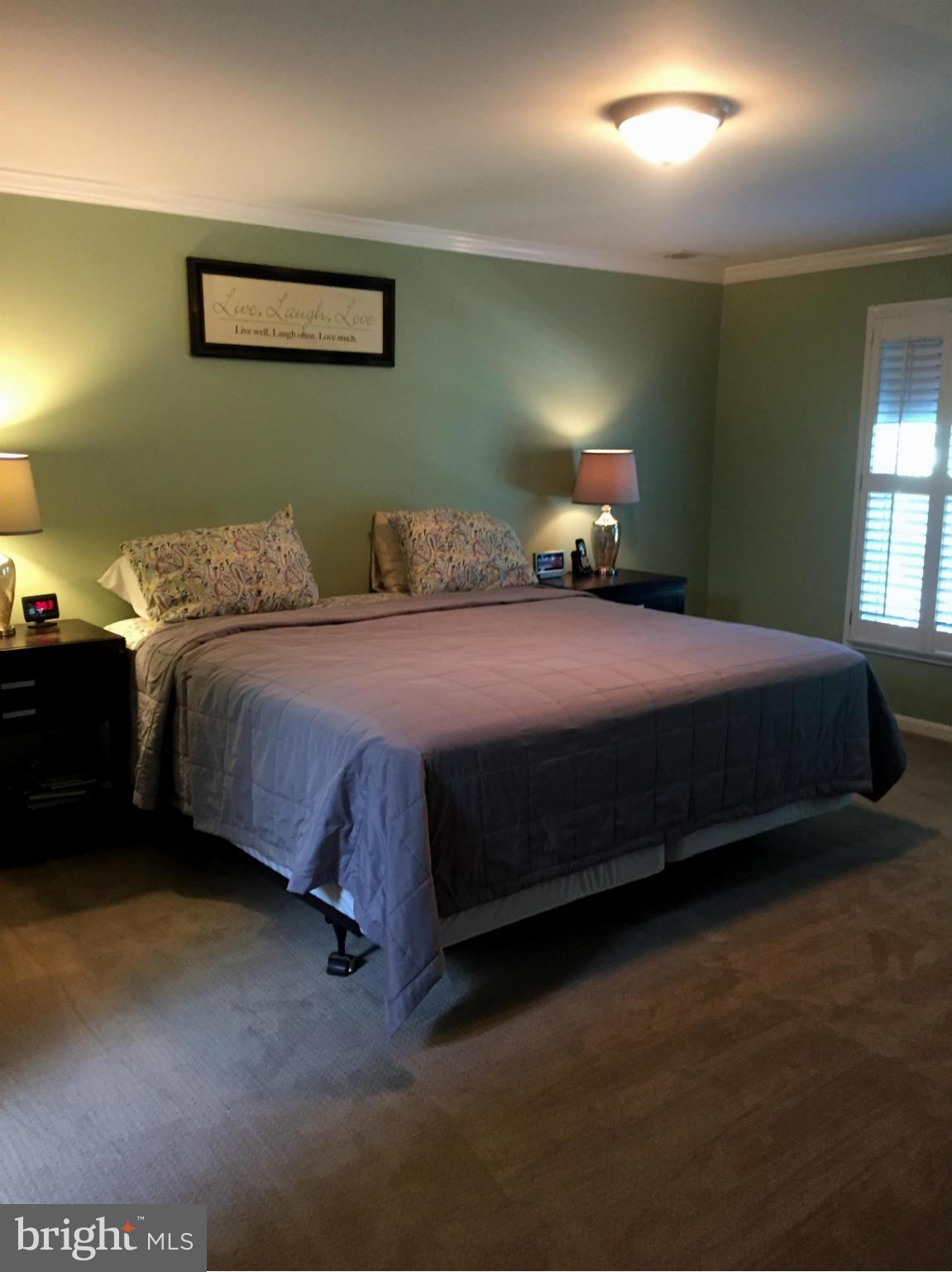 POTOMAC CHASE - Residential