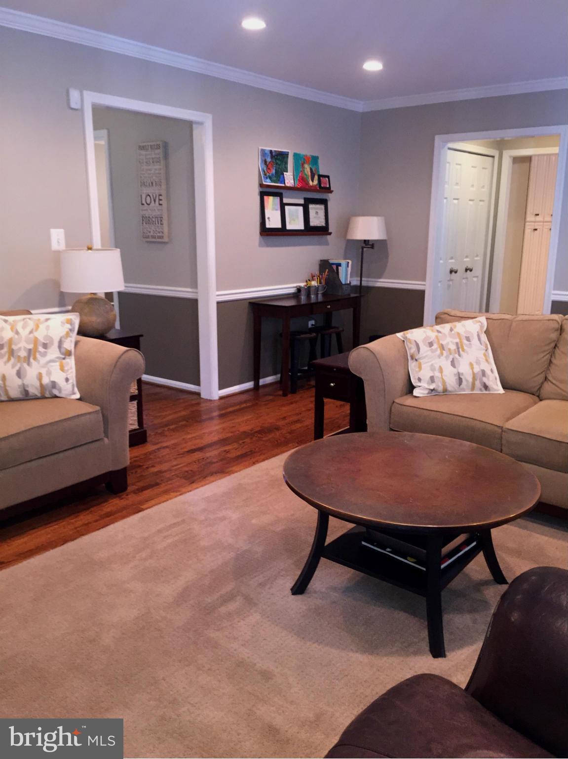 POTOMAC CHASE - Residential