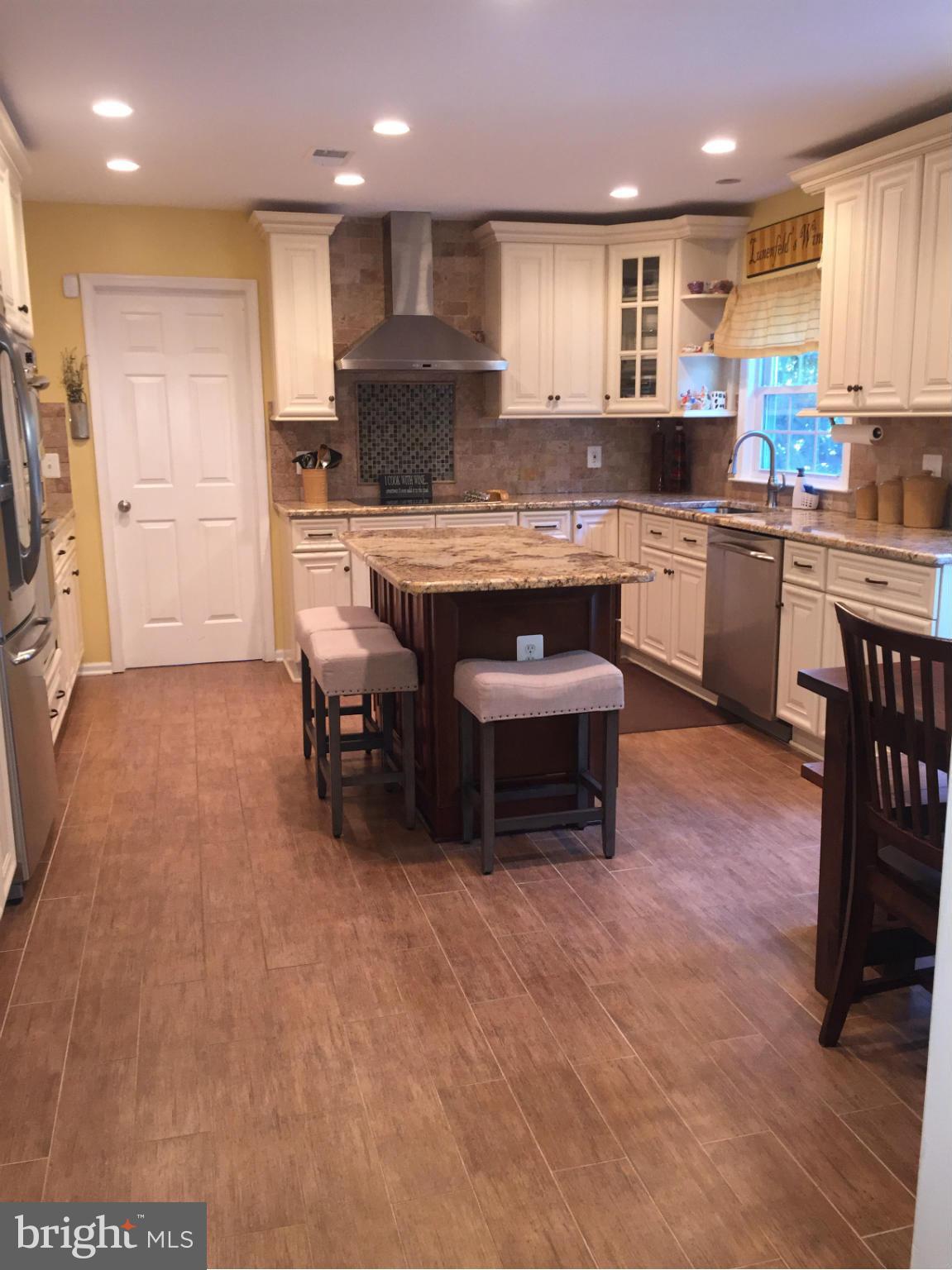 POTOMAC CHASE - Residential