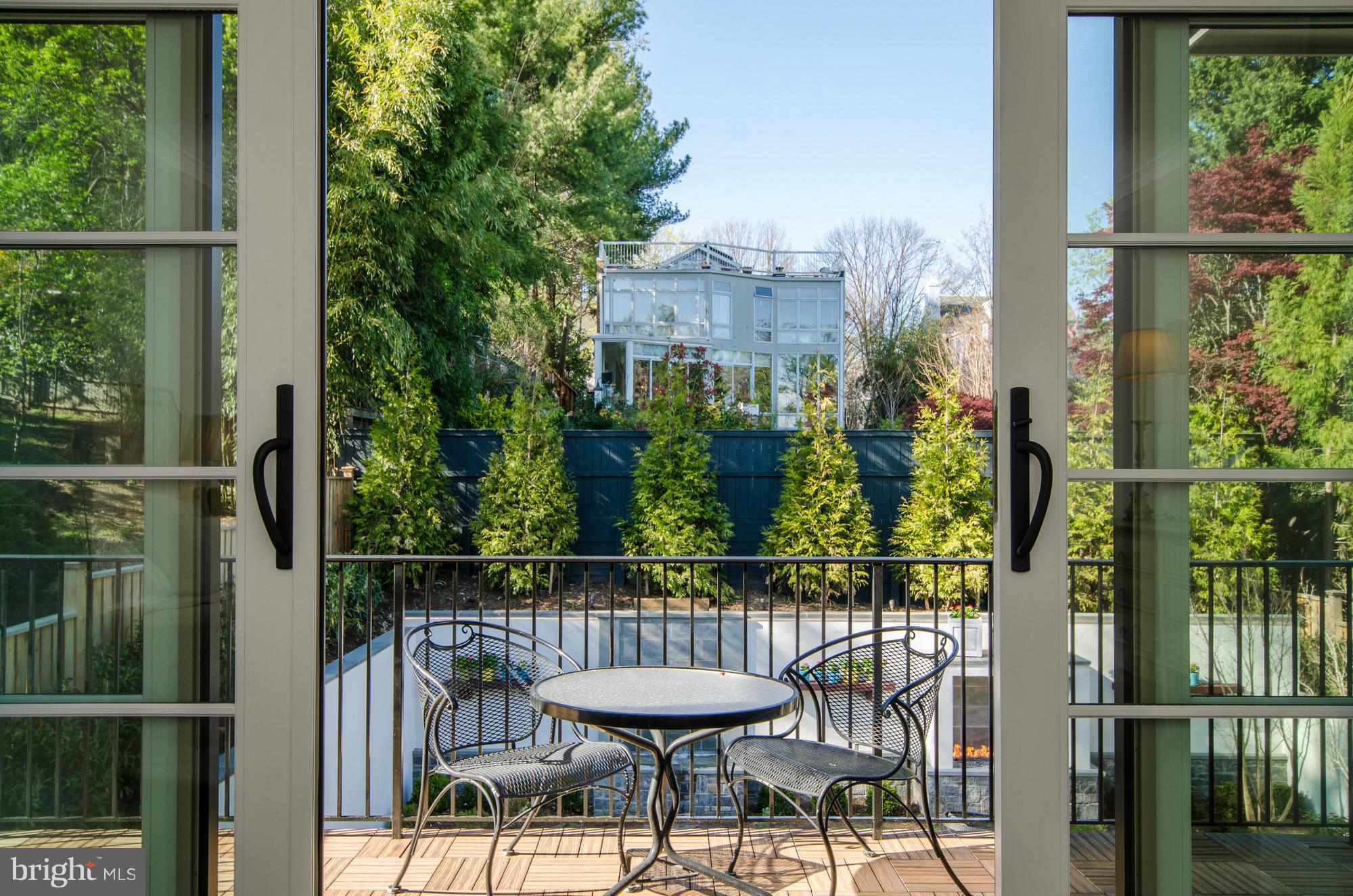 WESLEY HEIGHTS - Residential