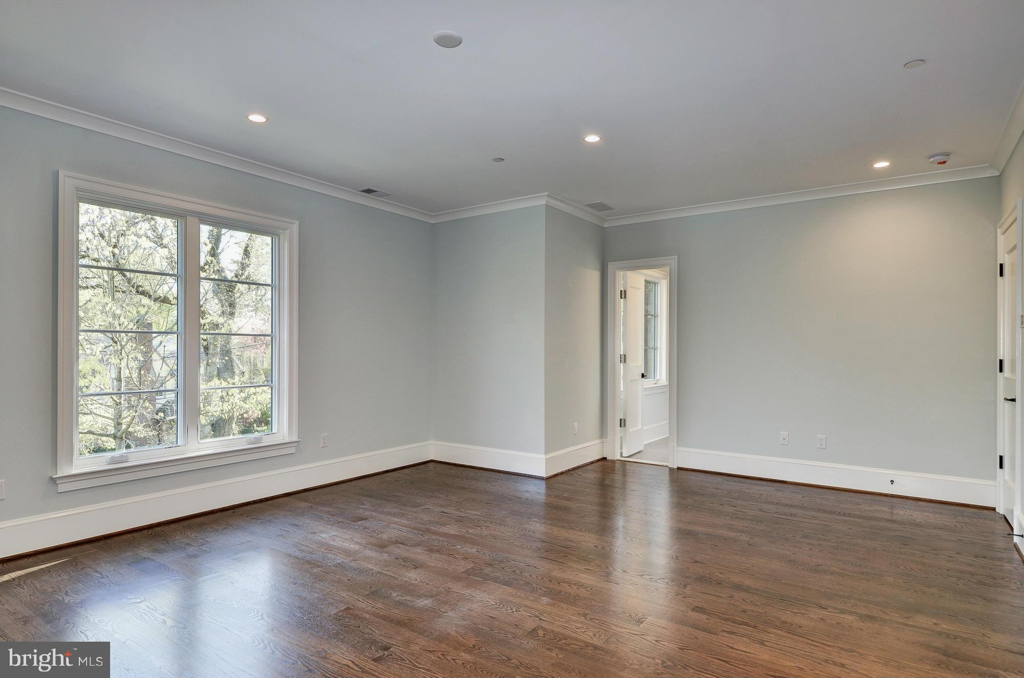 WESLEY HEIGHTS - Residential