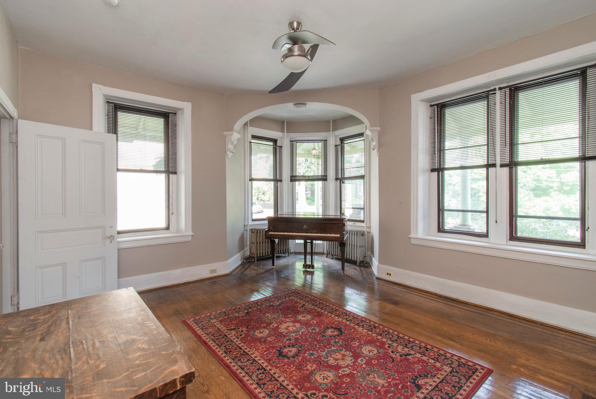 GERMANTOWN (EAST) - Residential