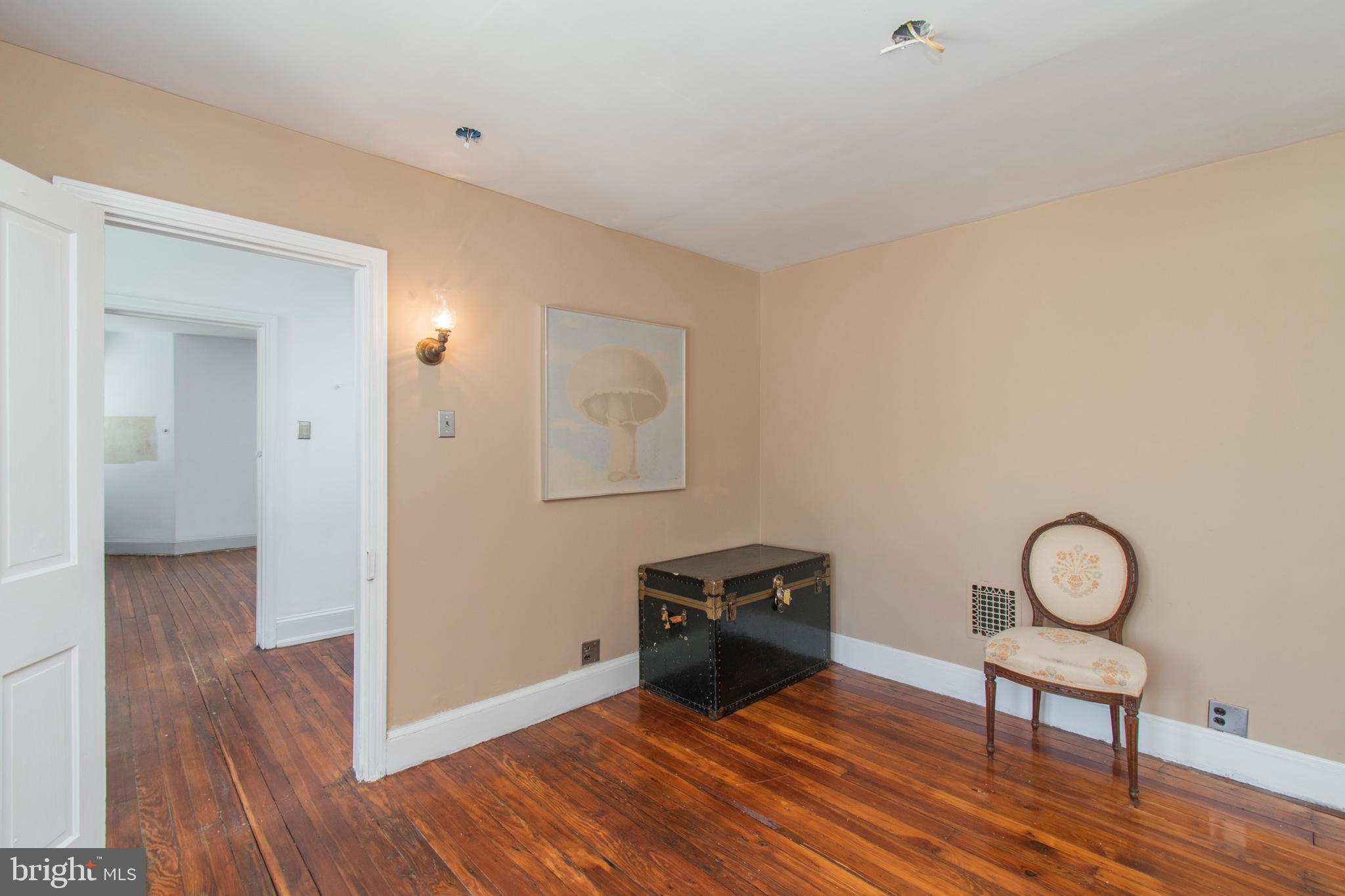 GERMANTOWN (EAST) - Residential