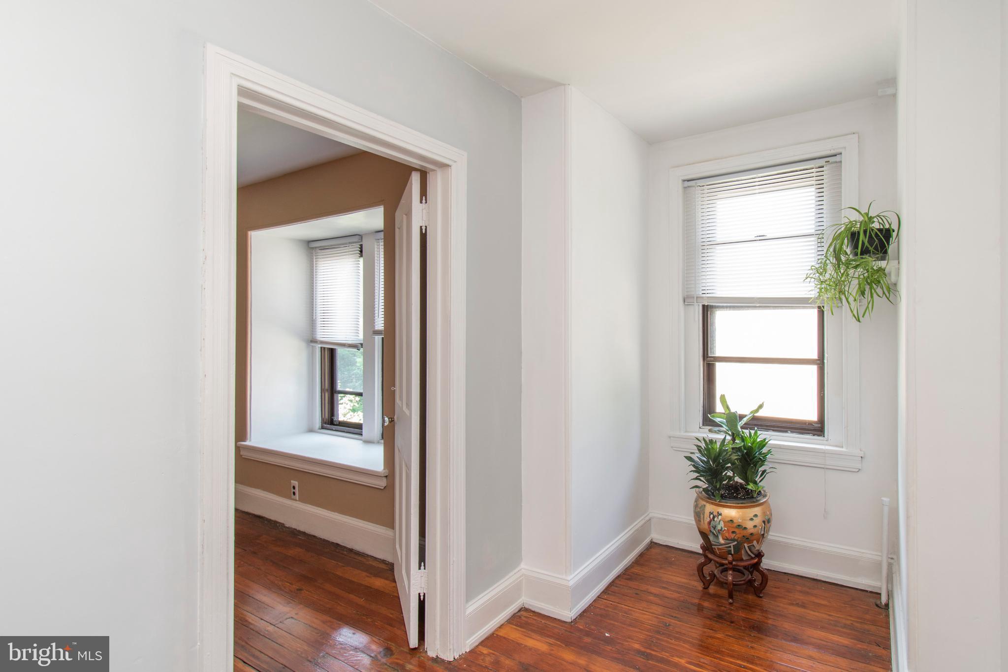 GERMANTOWN (EAST) - Residential