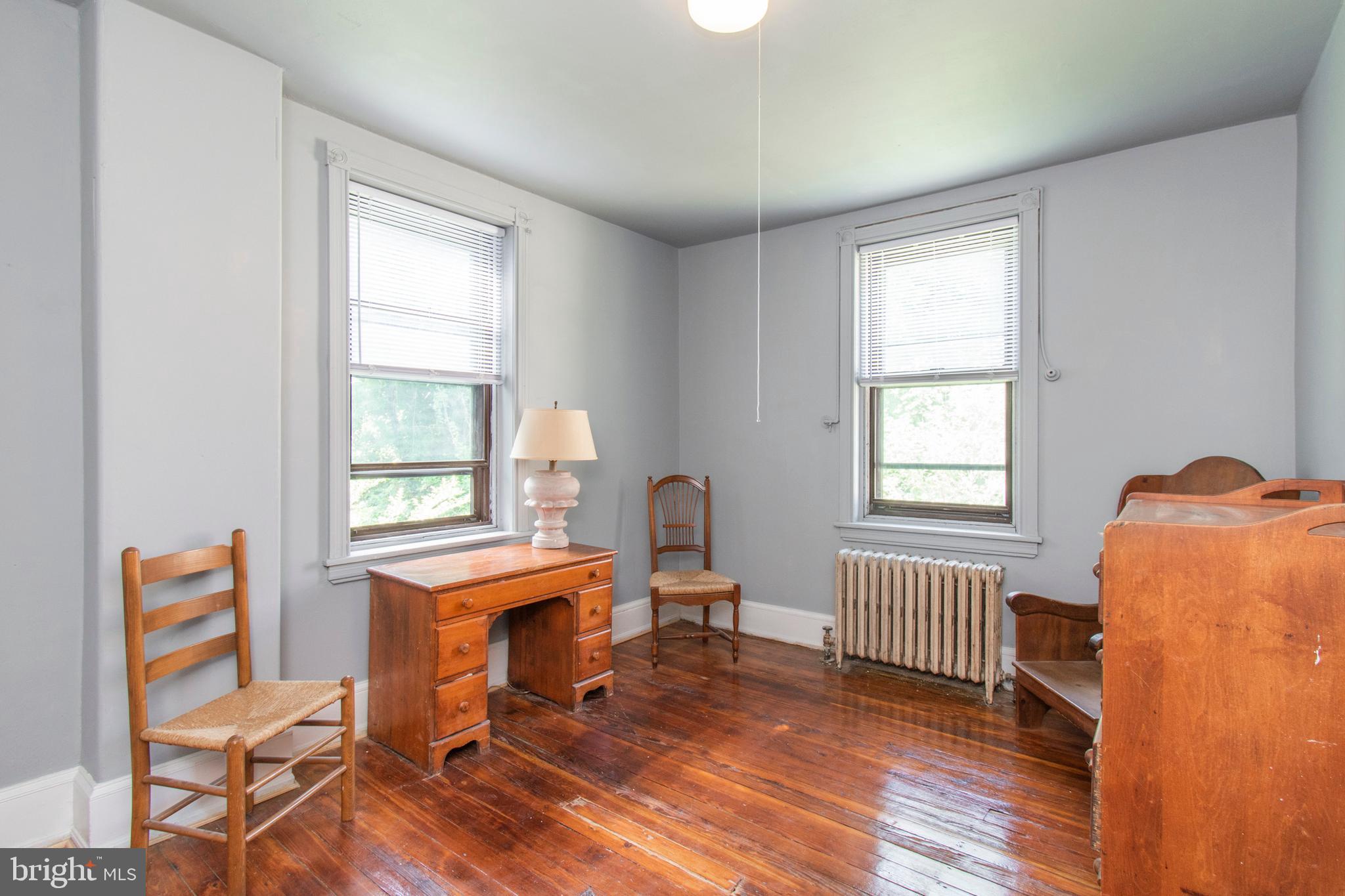 GERMANTOWN (EAST) - Residential