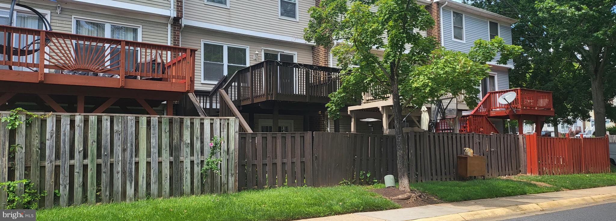 NORTH CREEK - Residential