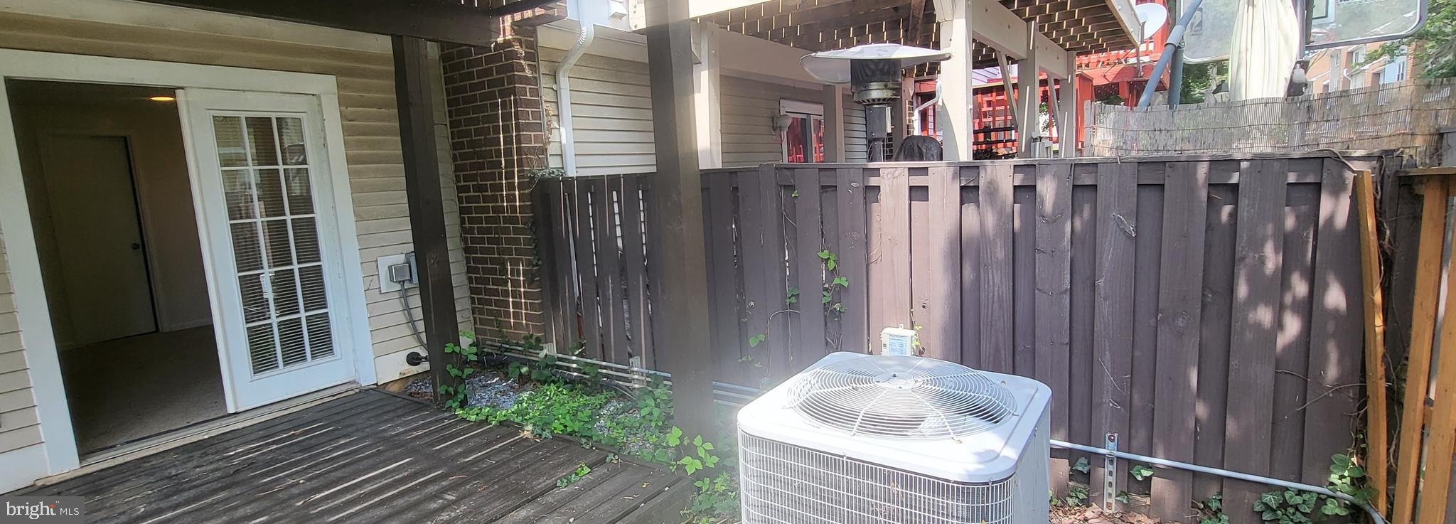 NORTH CREEK - Residential