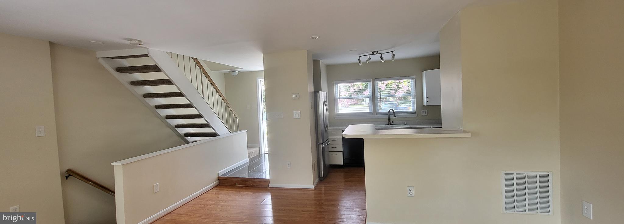 NORTH CREEK - Residential