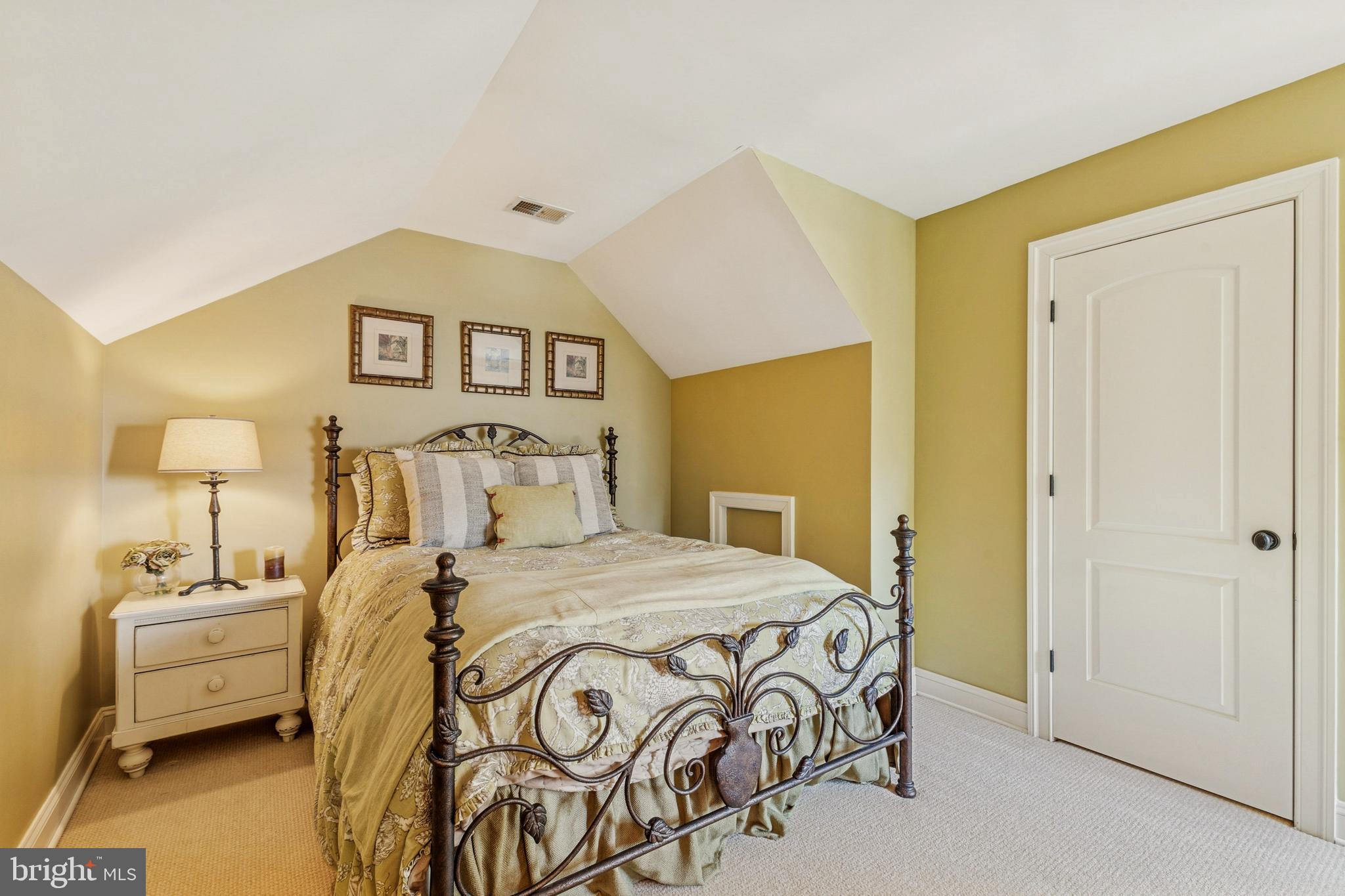 LAKE MANASSAS - Residential