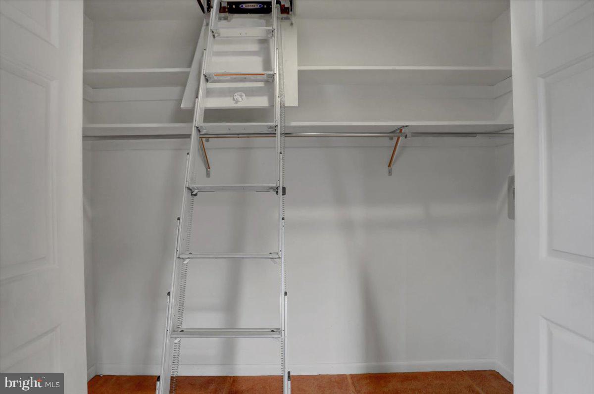 SPRING VALLEY ESTATES - Residential