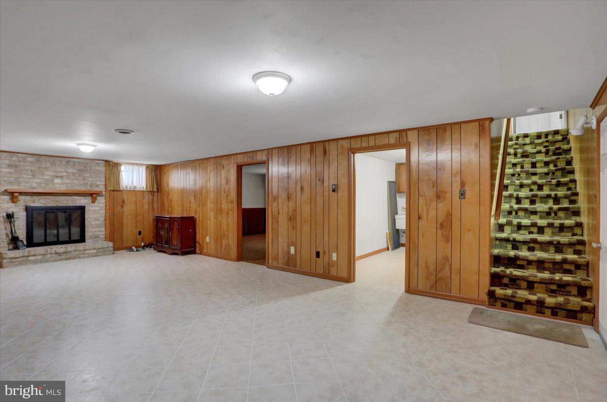 SPRING VALLEY ESTATES - Residential