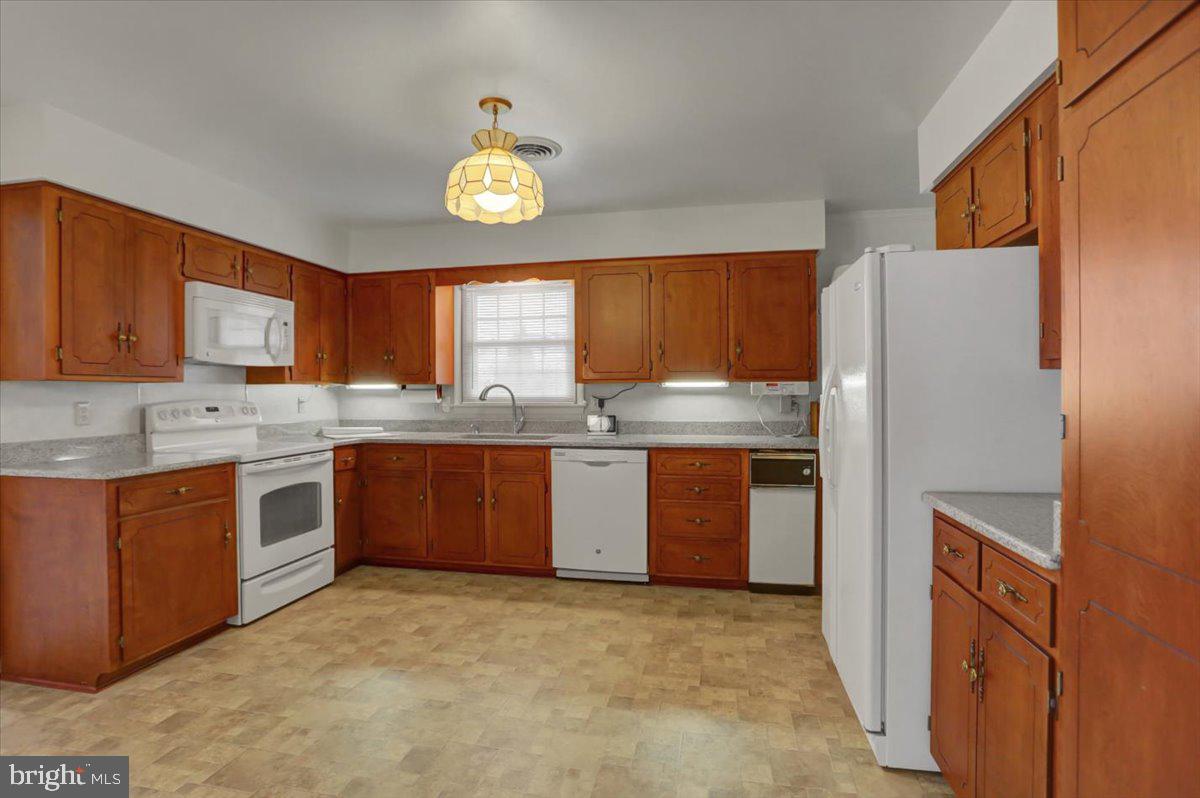 SPRING VALLEY ESTATES - Residential