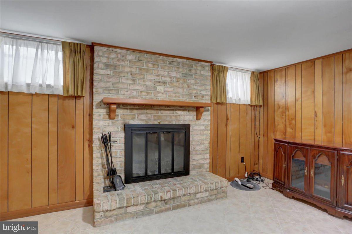 SPRING VALLEY ESTATES - Residential