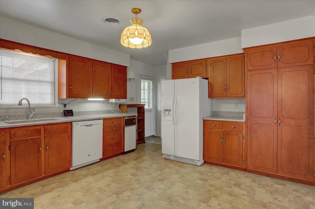 SPRING VALLEY ESTATES - Residential