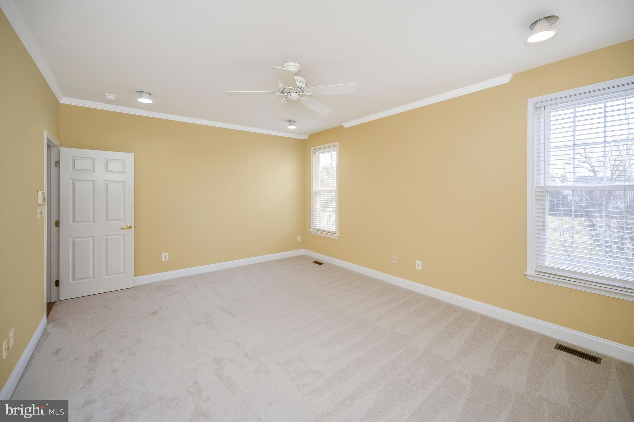 HERITAGE HUNT - Residential Lease