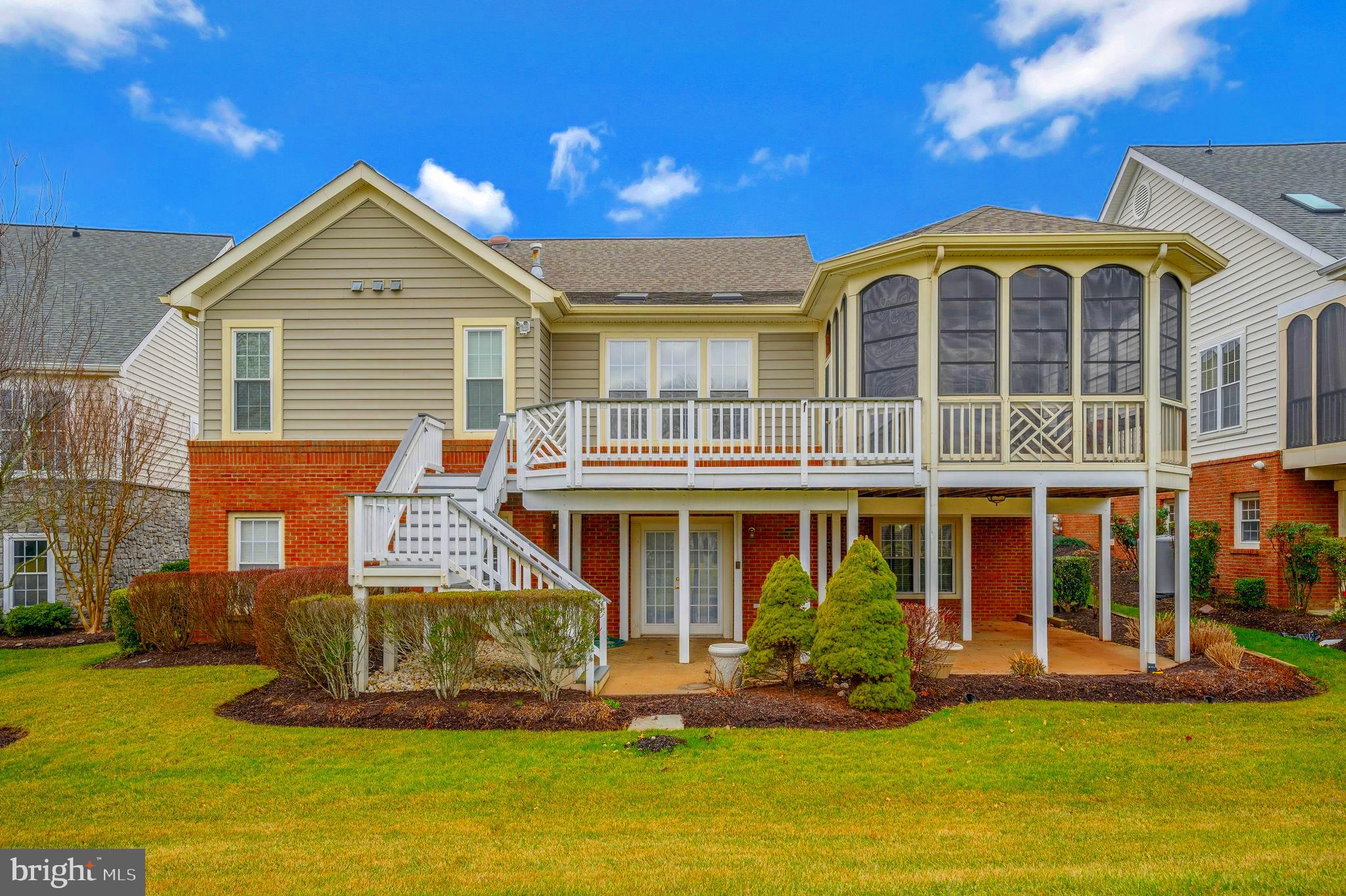 HERITAGE HUNT - Residential Lease