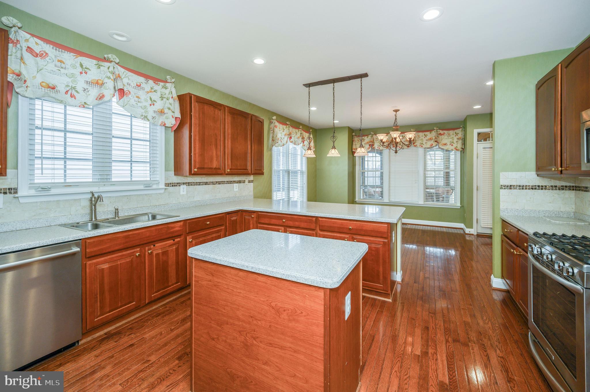 HERITAGE HUNT - Residential Lease