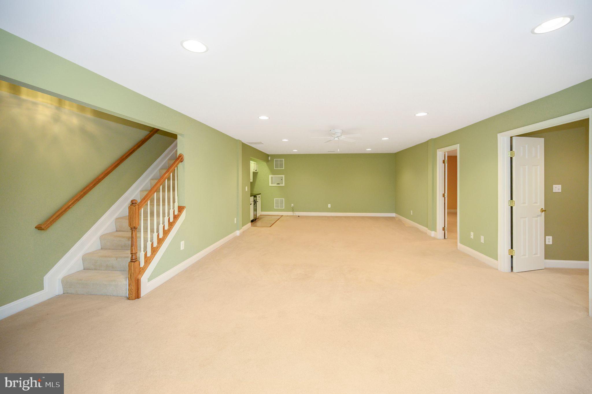 HERITAGE HUNT - Residential Lease