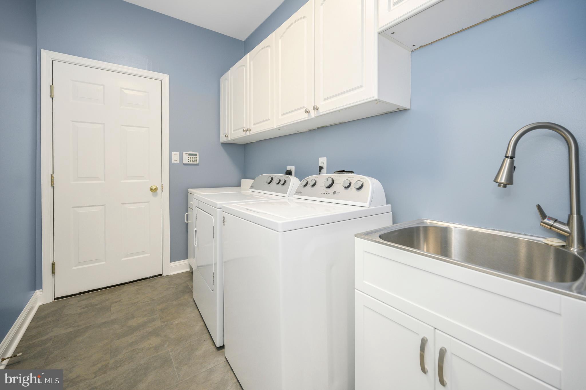 HERITAGE HUNT - Residential Lease