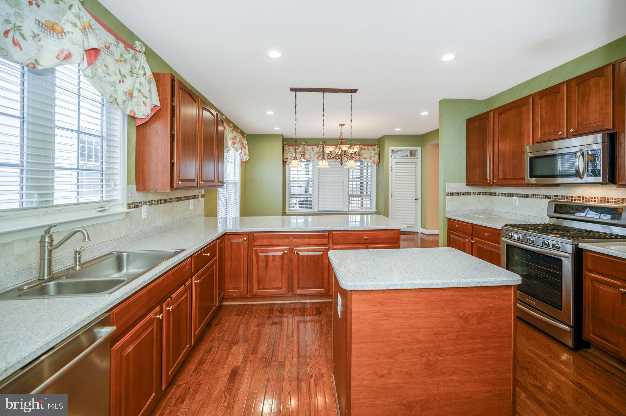 HERITAGE HUNT - Residential Lease