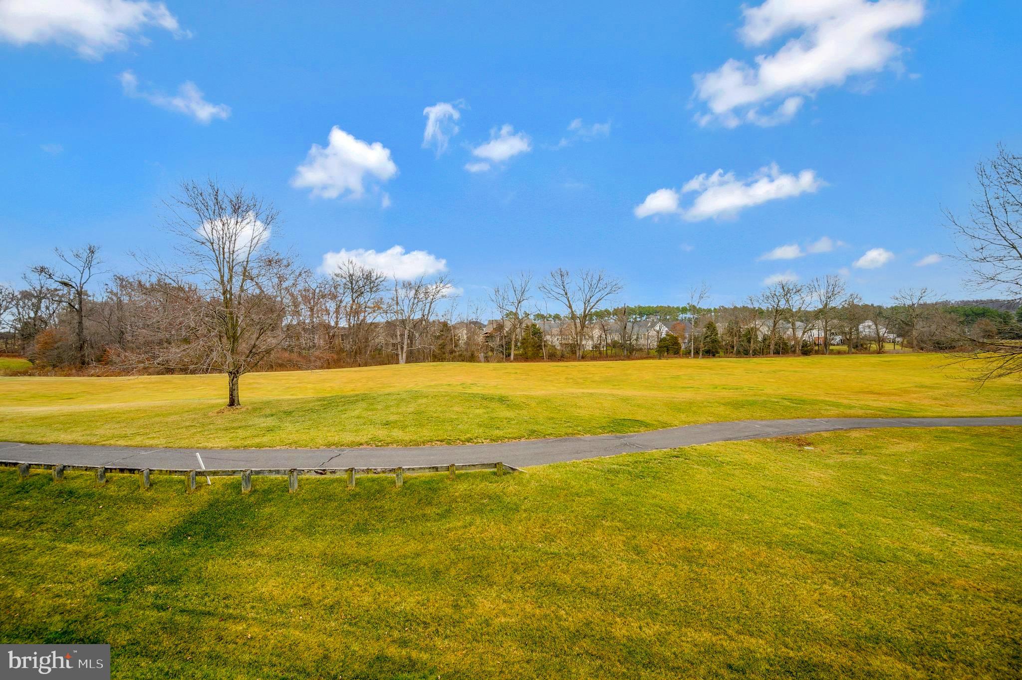 HERITAGE HUNT - Residential Lease