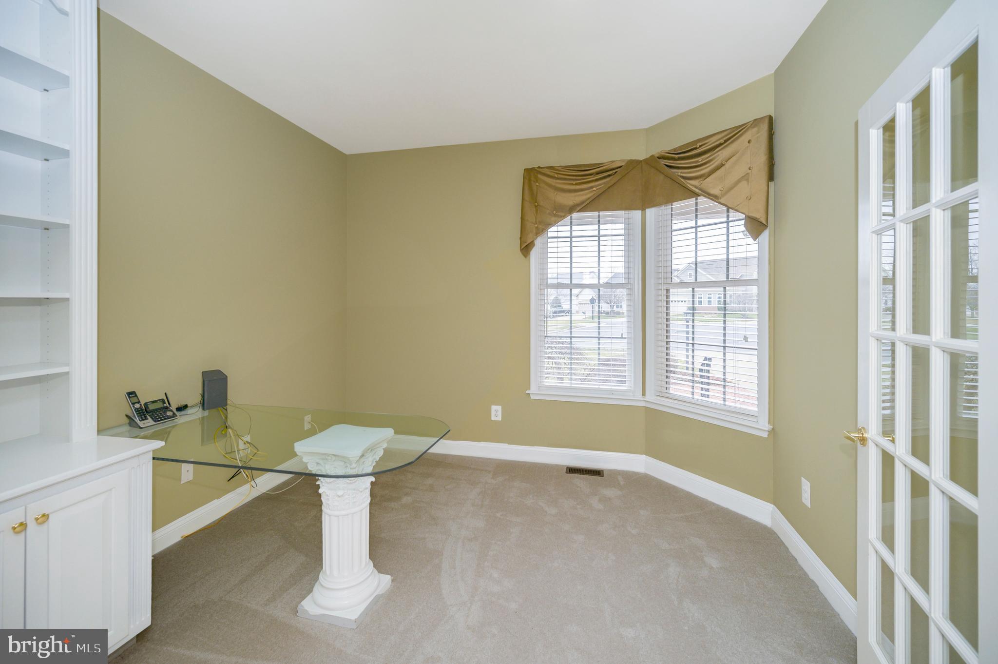 HERITAGE HUNT - Residential Lease