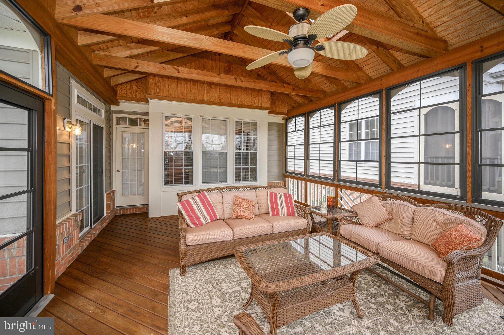 HERITAGE HUNT - Residential Lease